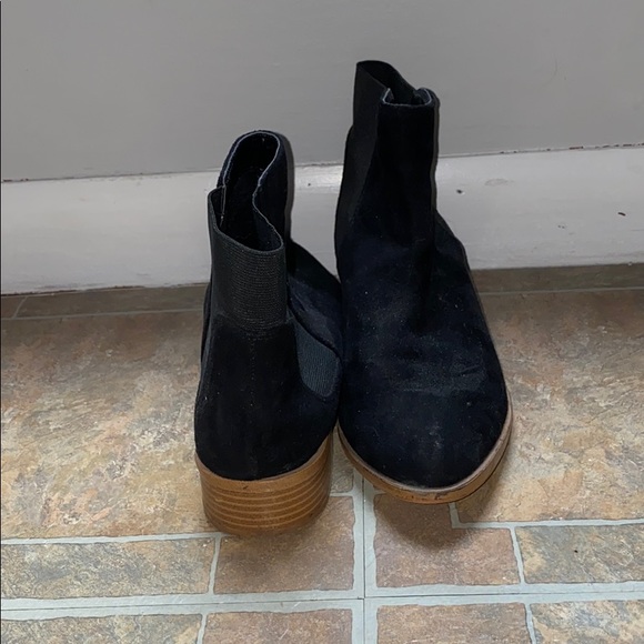 Black Chelsea booties - Picture 3 of 4